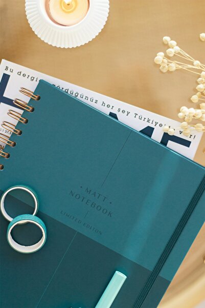 Matt Notebook 20x28 Cm A4 Lastikli Spiralli Sert Kapak Not Defteri Çizgili