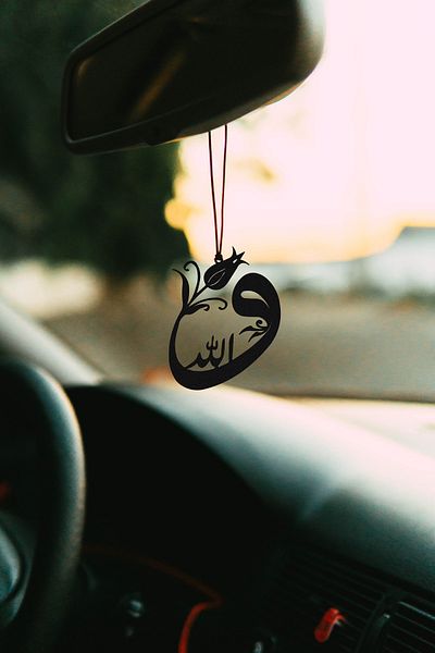 Oyunzu Car Ornament Metal Vav Flower Patterned Rearview Mirror Ornament Gift