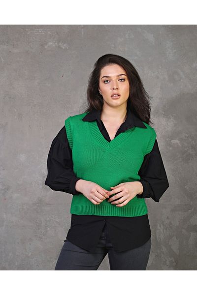 Fanori Woman Women's Green Color V-Neck Sweater