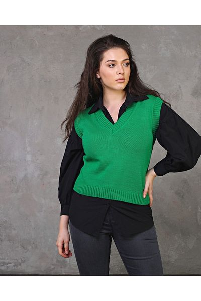 Fanori Woman Women's Green Color V-Neck Sweater