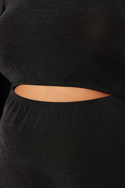 Trendyol Curve Μαύρο Λεπτομερές Πλεκτό Φόρεμα με Cut-Out TBBAW23AH00095