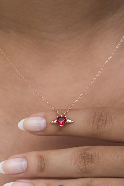 Nereze 925 Ayar Gümüş Kırmızı Taşlı Uçuşan Kalp Kolye