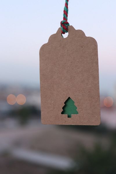 demontecraft Kraft-green Pine Tree Pattern Perforated Note Card 15 Pieces