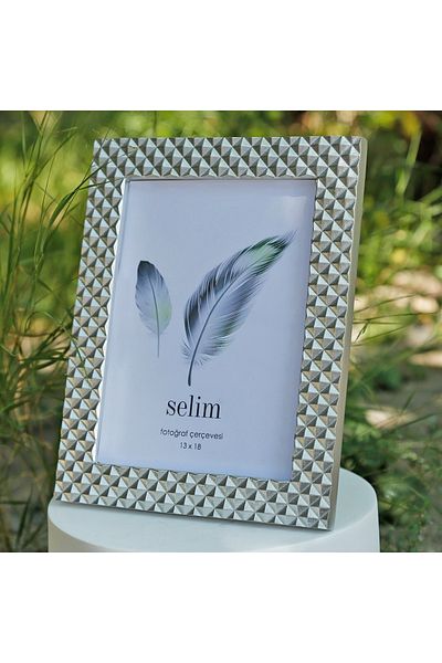Selim 13x18 Pyramid Frame Silver