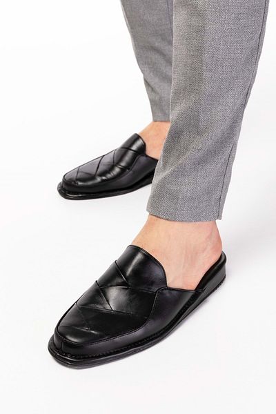 Gondol Men's Genuine Leather Matte Groom House Slippers - Black - 45