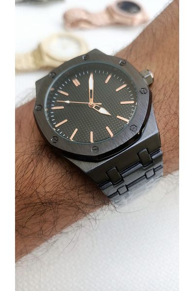 pullmarkt Steel Analog Wristwatch