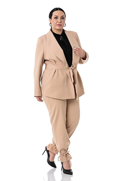 DISENTIS MODEST Set de culoare bej, pantaloni, jachetă cu cravată de mărime Plus