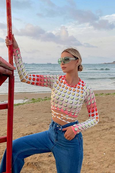 Bengi Clothing Γυναικεία μακρυμάνικη μπλούζα Crop - Λεπτομέρεια μέσης με κορδόνι