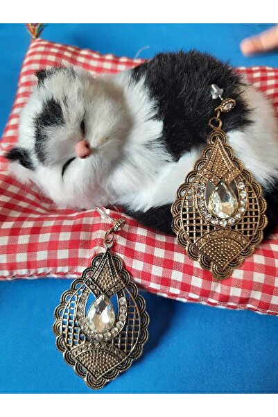 BB wikiki Otantik Eskitme Model Beyaz Taşlı Küpe