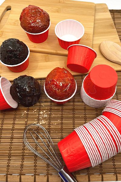 Huzur Party Store Red 50-Piece Cake Mold 6.5x4 Cm Hard Cardboard Muffin Mold Cupcake Capsule