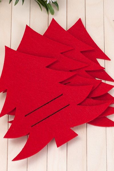 PEMBE MAVİ SÜS Red Christmas Pine Tree Shaped 6-Piece Cutlery Presentation