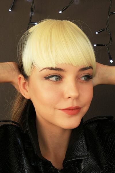 AKOLİFE Bărbie falsă galbenă