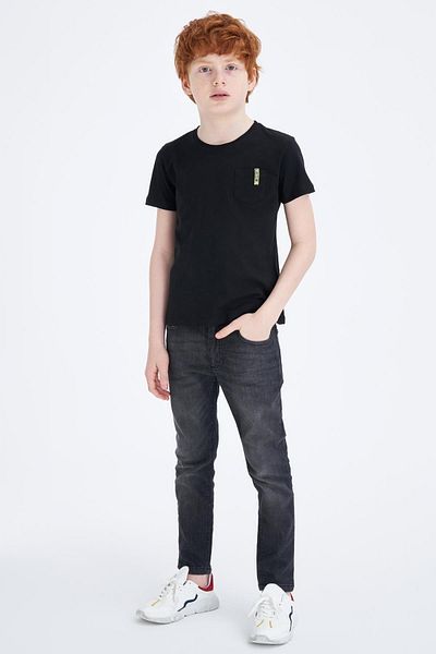 DeFacto Boy's Single Pocket Short Sleeve T-Shirt
