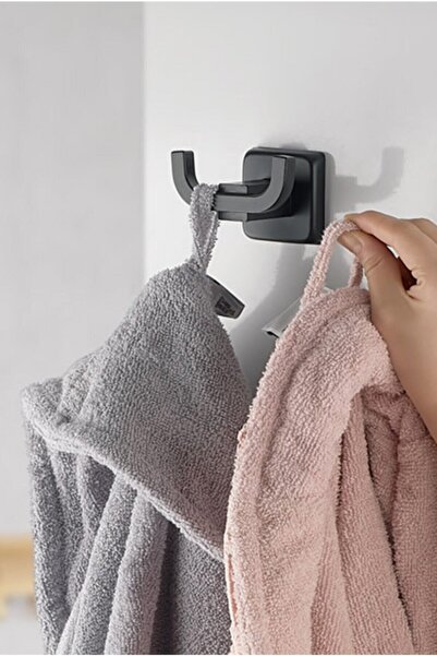 Sas Haus Τετράγωνη ματ μαύρη διπλή κρεμάστρα + θήκη χαρτιού χωρίς καπάκι + στρογγυλή πετσέτα σετ μπάνιου