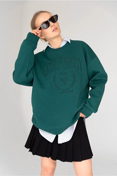 Bases Women's Green Oversize Embroidered Crew Neck Fleece Sweatshirt