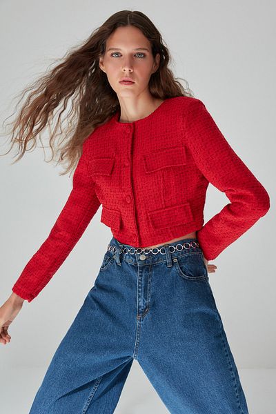 Trendyol Collection Czerwona tweedowa krótka dopasowana kurtka - edycja limitowana TWOAW23CE00215