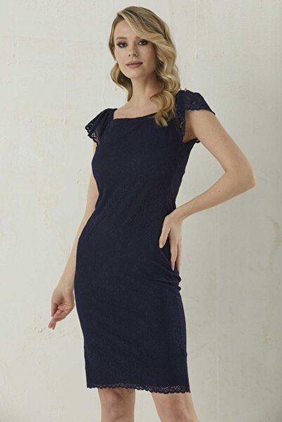 Selen Giyim Kare Yaka Kolu Lastikli Dantelli Elbise