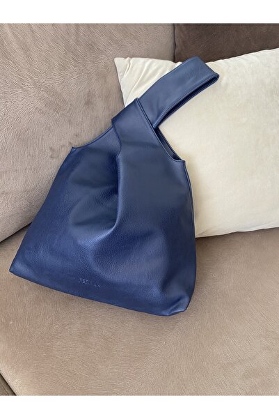 Midi Pouch Bag