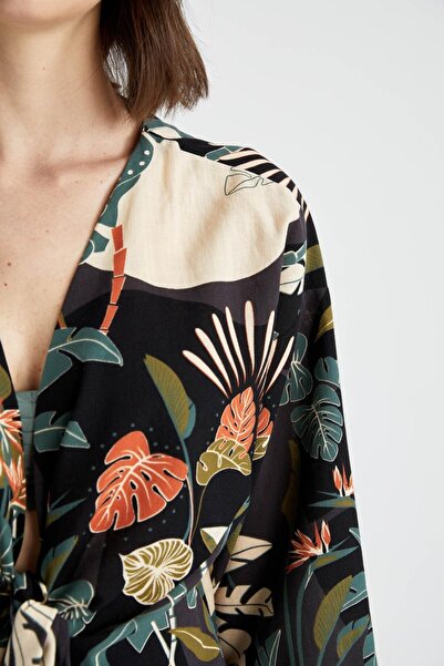 DeFacto Fall In Love Regular Fit Çiçekli Pamuklu Plaj Kıyafeti