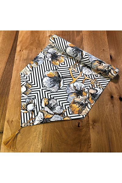 desen izmir Serviciul american, Crown Leaf Pattern Runner