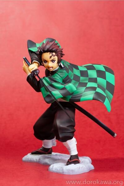 oyuncakçı savaş & europe shop Tanjiro Kamado Demon Slayer Figürü 20 Cm