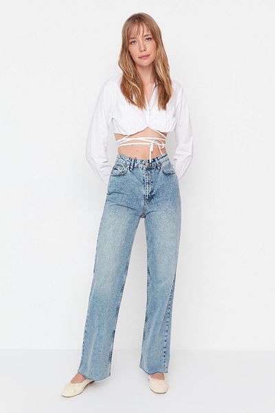 Trendyol Collection Світло-блакитні більш стійкі джинси з високою талією та широкими штанинами TWOAW23JE00364