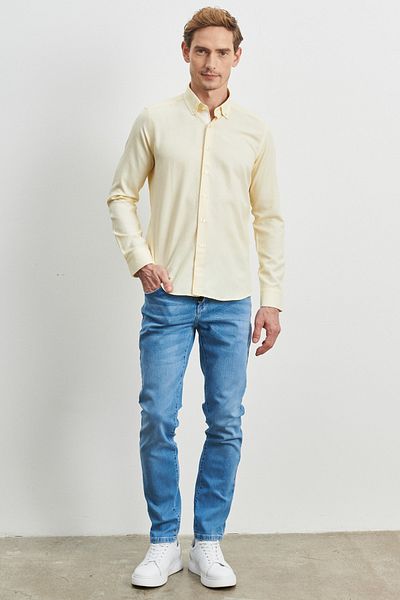 AC&Co / Altınyıldız Classics Ανδρικό πουκάμισο Oxford με μακρυμάνικο γιακά με κρυφό κουμπί με κίτρινο και λεπτή εφαρμογή