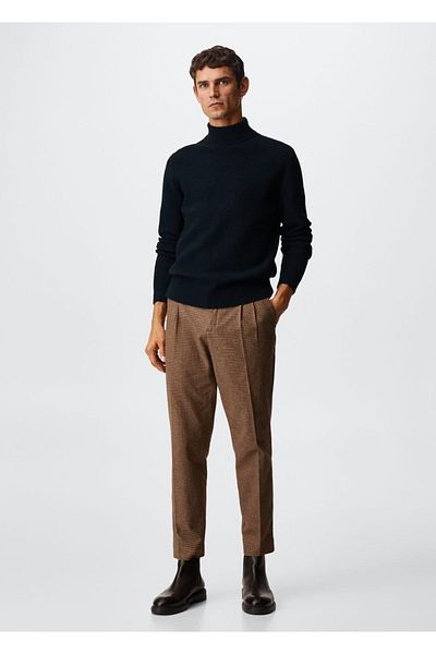 MANGO Man Geformter Rollkragenpullover