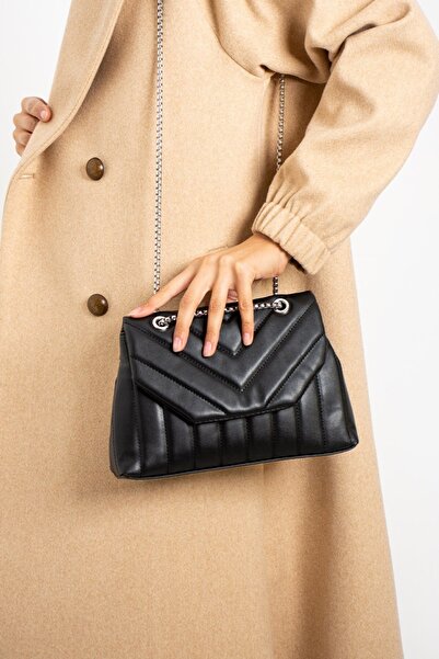 ESTUTE Kadın Omuz Çantası Zincir Askılı Siyah Renk