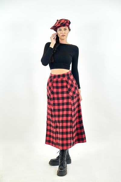 Catz Clothes Fusta roșie neagră în carouri cu volane