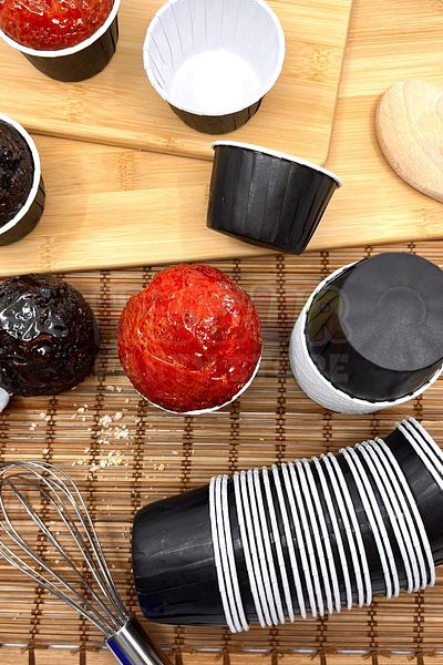 Huzur Party Store Black 50-Piece Cake Mold 6.5x4 Cm Hard Cardboard Muffin Mold Cupcake Capsule