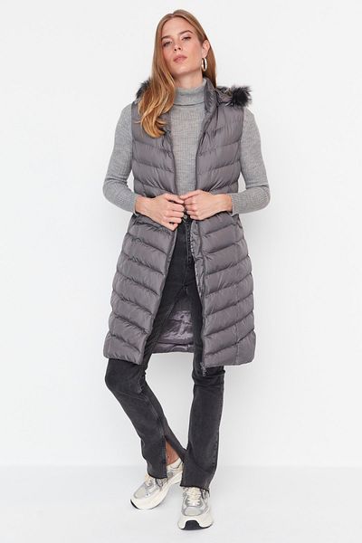 Trendyol Modest Weste - Grau - Puffer
