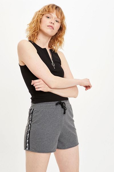 DeFacto Pantaloni scurti de damă cu imprimeu antracit K8639AZ.20SM.AR46