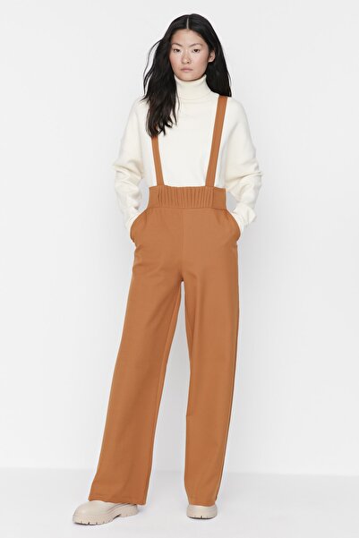 Trendyol Collection Hnědá kombinéza s dlouhým popruhem TWOAW22TU0284