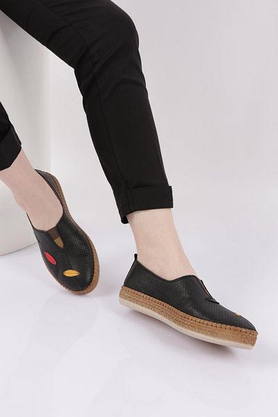 DGN Pantofi ocazional cu model de frunze cu laser cu detaliu din paie pentru femei, piele naturală neagră 10116210101