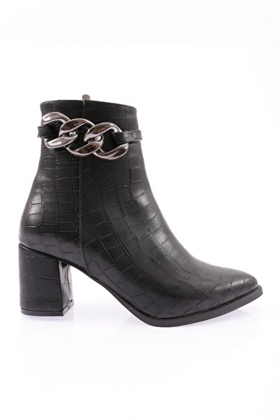 DGN Women's Thick Chain Detailed Heeled Boots Black Printed 6133233