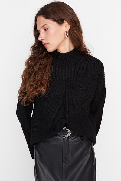 Trendyol Collection Pulover negru din tricotaje de bază cu textura moale TWOAW22KZ0474