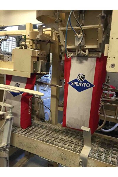 trouw nutrition Sprayfo Yüksek Proteinli 3 Kg, Kuzu, Buzağı, Oğlak Maması, 3 Kg Süt Tozu, Hollandadan Ithal