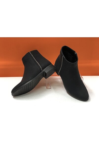 KAFKASLAR Taş Şeritli Kısa Düz Taban Kadın Boti Bot