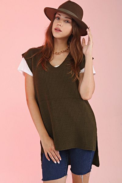 Devinka Women's Khaki Green V-Neck Slit Knitwear Sweater
