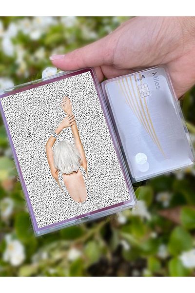 Cekuonline Illusion Patterned Universal Transparent Passport Case Model Suitable for All Country Passports