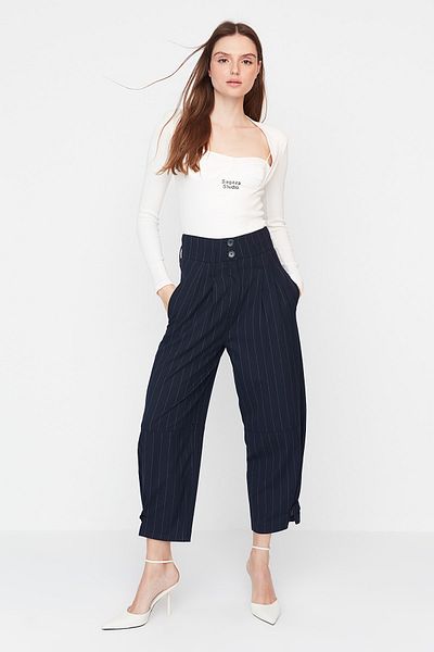 Trendyol Collection Sagaza Studio Marineblaue gestreifte Webhose - Beindetail TPRAW23PL00039
