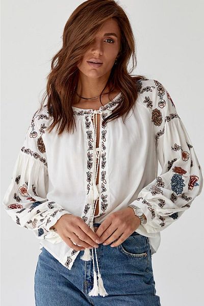 FEMELLE Women's New Season White Full Embroidery Tassel Detailed Slim Jacket