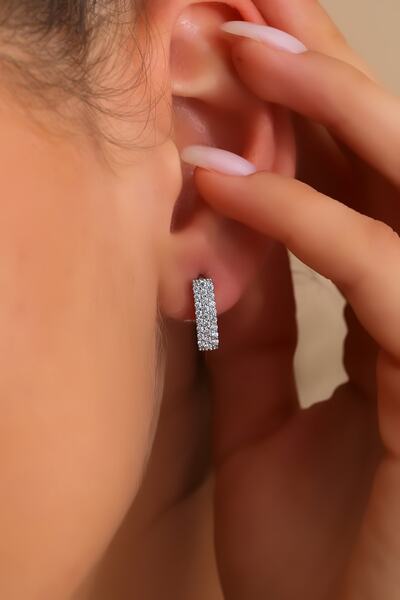 Bilsen Store 925 Ayar Gümüş 3 Sıra Işlemeli Tamtur Pırlanta Modeli Küpe