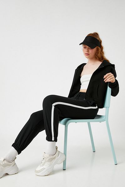 Koton Jogginghose - Schwarz - Jogger