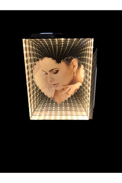 Oyuncakcii 3d Beyaz Led Işıklı Sihirli Aynalı Içi Kalp Fotoğraf Çerçevesi