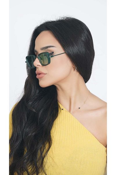TomyHelf Sunglasses - Stylish and Comfortable Design