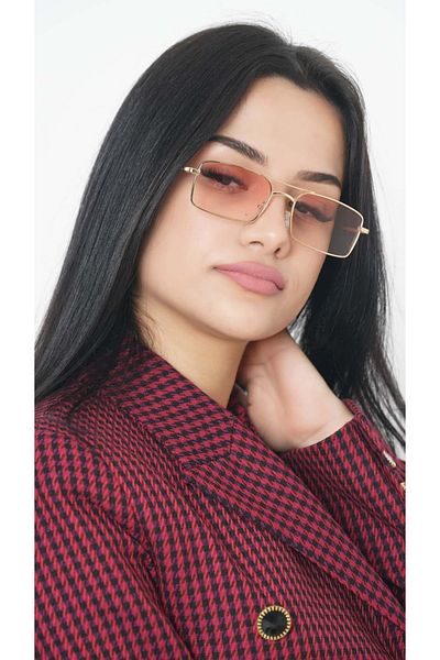 TomyHelf Sunglasses - Stylish and Comfortable Design