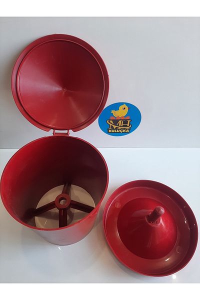 M&H 5kg Bucket Chick Food Bowl
