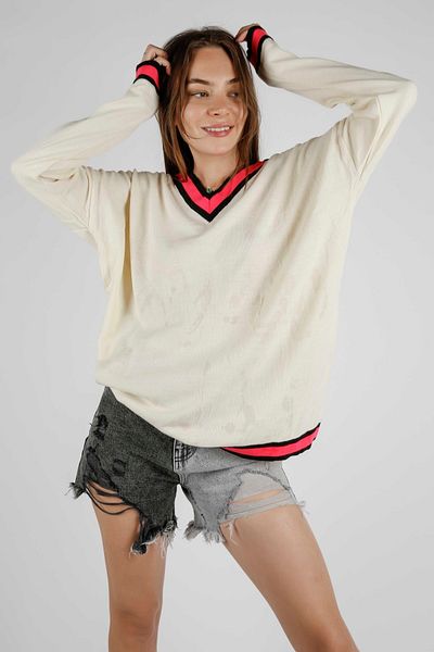 Shivi Fashion Women's V-Neck Stripe Detailed Casual Sweater